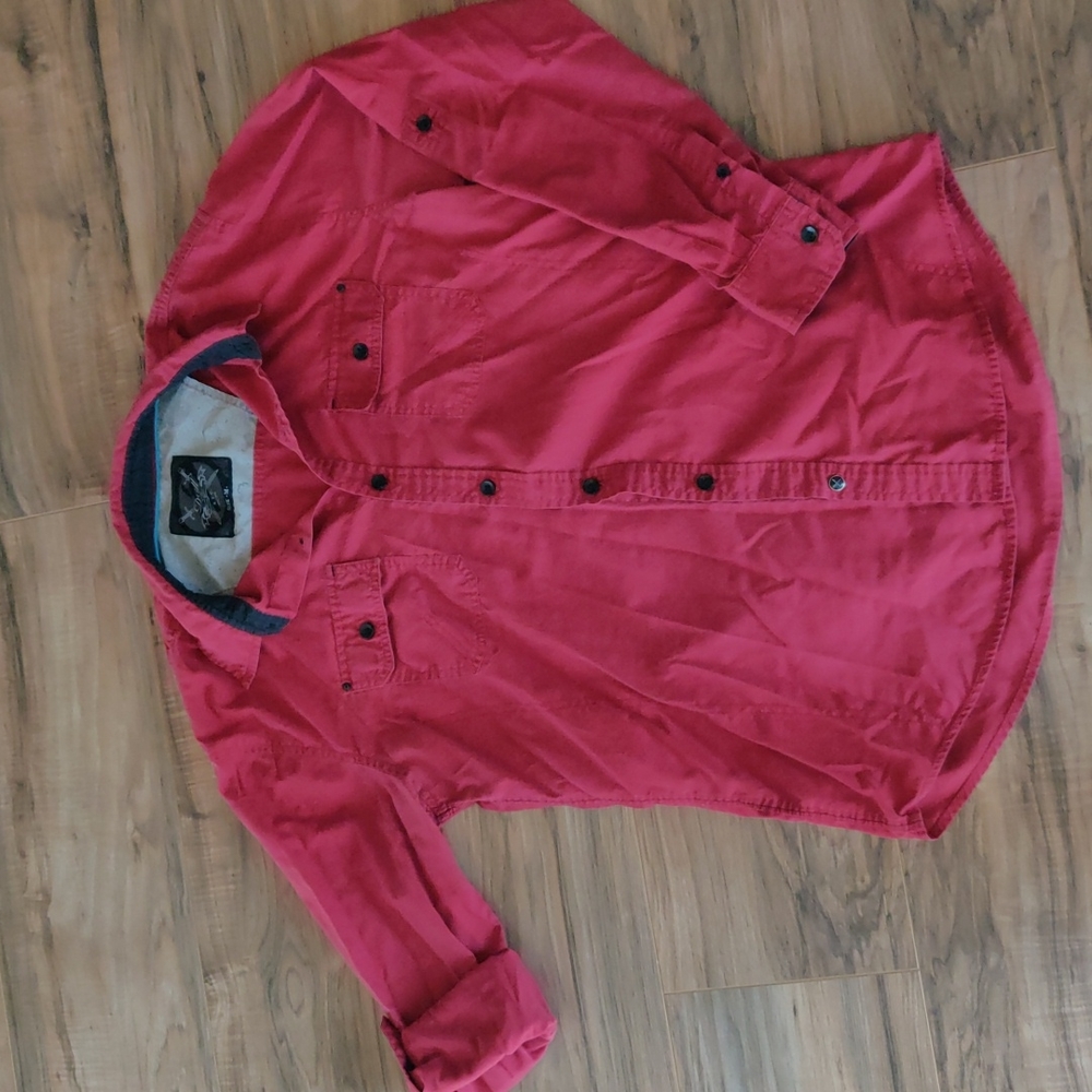 EUC Men's Casual Button Down Shirt